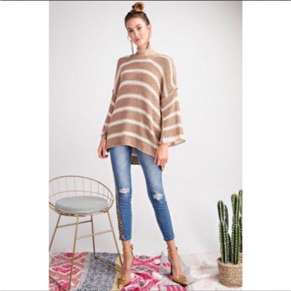 ✨ Easel Striped Oversized Sweater✨ - Picture 5 of 9